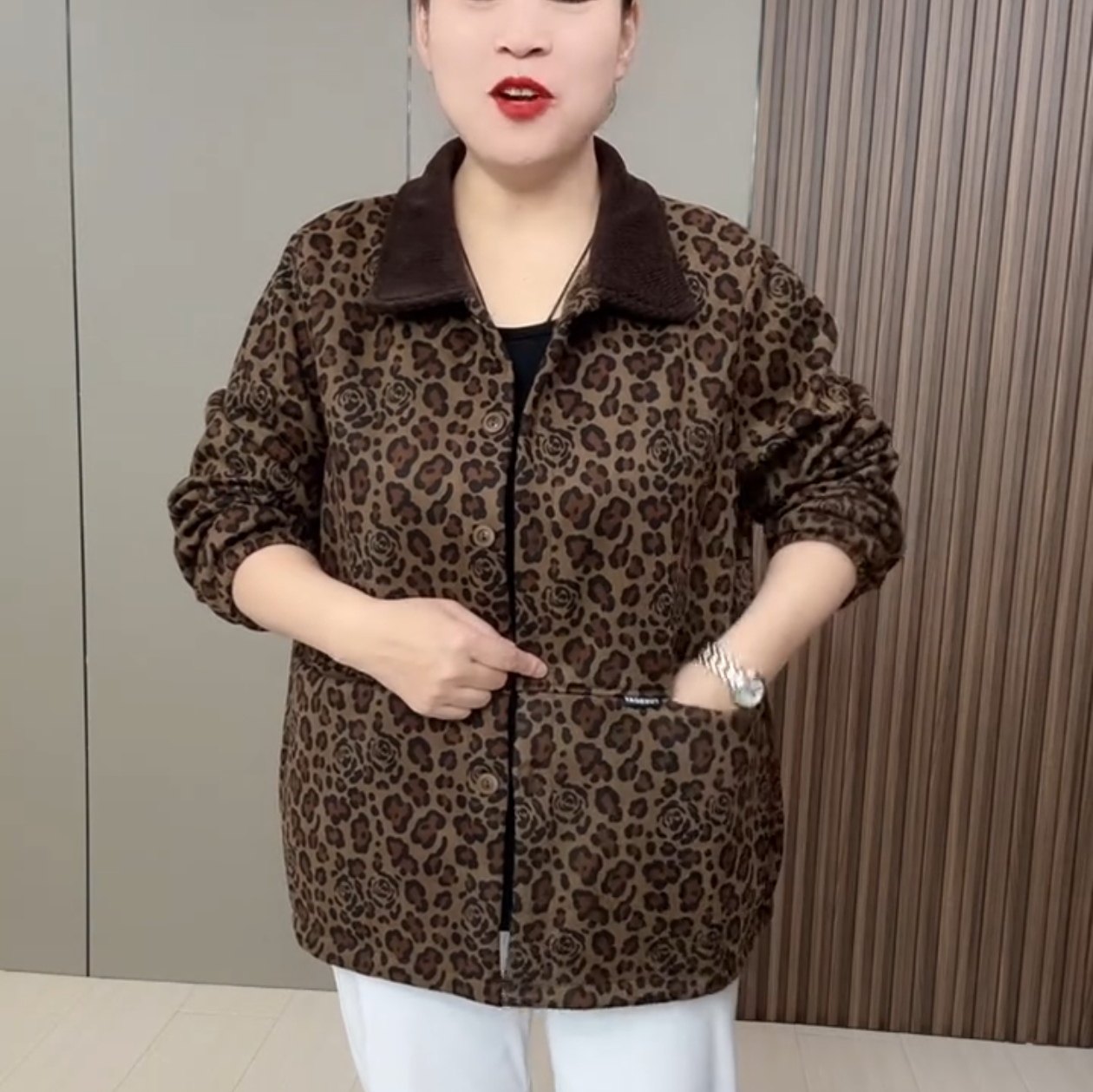 加肥加大码翻领长袖豹纹单排扣加绒棉服女2025秋冬款棉衣外套显瘦,女装/女士精品,短外套,淘宝优惠券,粉丝福利购,淘宝优惠卷