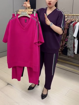 加肥加大码女夏季时尚两件套V领帕条短袖上衣+九分裤运动休闲套装