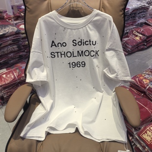 春夏新款加肥加大半袖t恤女装圆领烫钻字母短袖T恤中长款宽松百搭