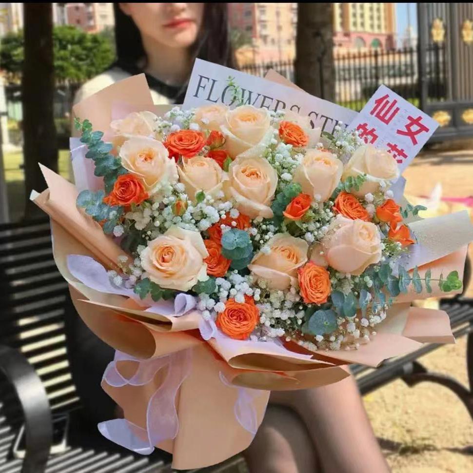 【幸运有你】11朵香槟玫瑰鲜花生日礼物纪念日送女友闺蜜同城速递