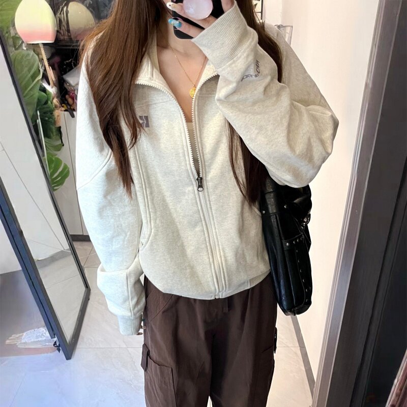 飒爽时尚夹克立领卫衣外套女