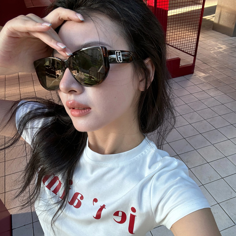 2025新款美式显瘦个性大框墨镜时髦网红女高级感复古遮阳太阳镜潮