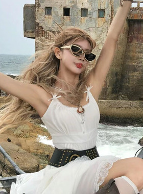 复古椭圆猫眼墨镜2024新款高级感方圆脸拍照辣妹太阳镜潮防紫外线