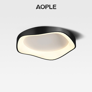 极简卧室灯房间灯现代简约高级感灯具北欧设计师主卧灯书房吸顶灯