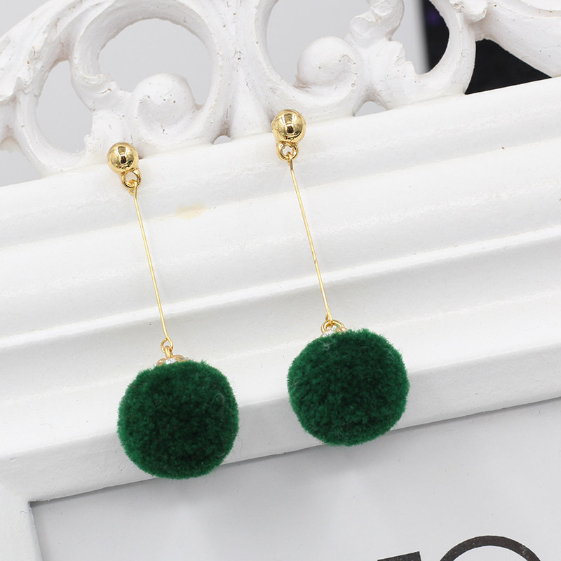 韩国糖果毛绒耳饰可爱毛球耳坠女气质纯银针可调节耳夹无耳洞网红