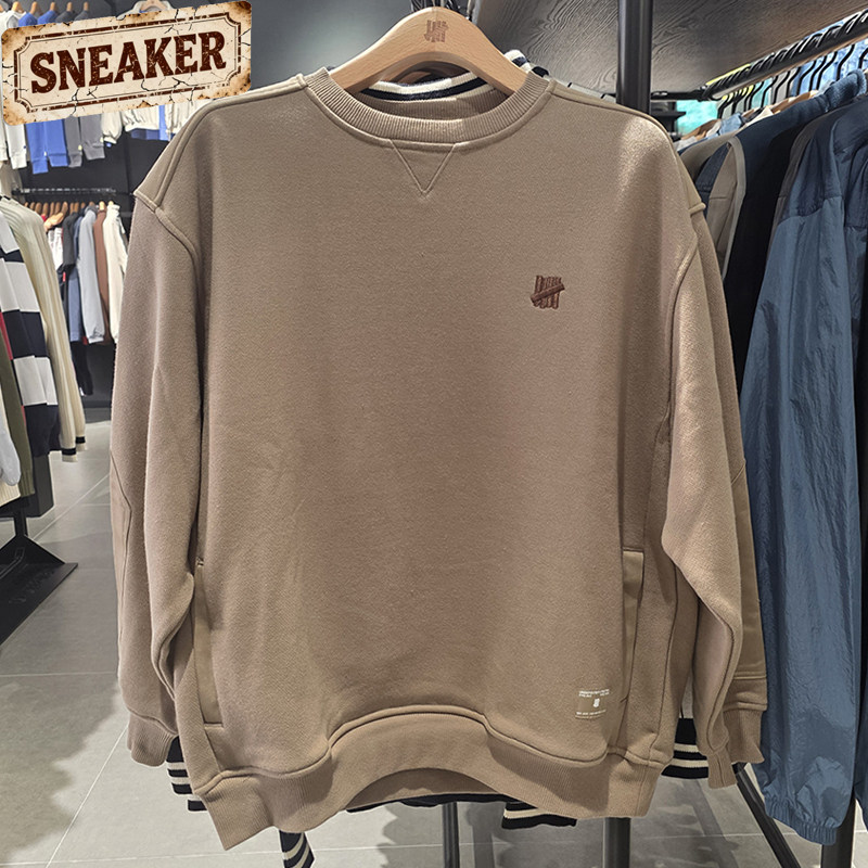 UNDEFEATED五条杠秋季潮流美式运动侧口袋圆领长袖卫衣UI43GKC03M