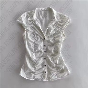 纯色衬衫 单排扣收腰修身 T恤上衣女 气质优雅设计感甜酷美式 TOP新款
