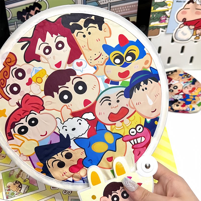 夏日扇子蜡笔小新卡通可爱折扇图片