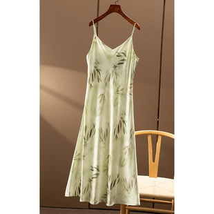 ￥699 秒！斜裁王者 优雅不娇媚弹力真丝吊带连衣裙春天7号3Z31