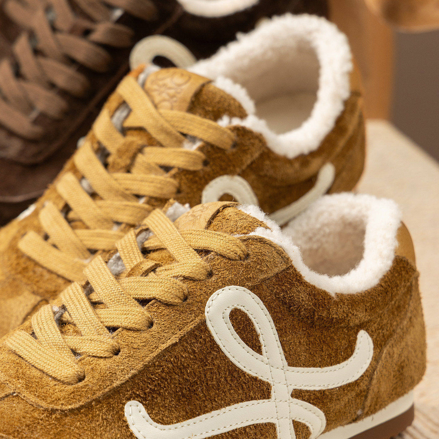 H春上7号 丑萌佰搭 法G舒适篙阶磨砂牛皮平底加绒德训鞋女50I0 特,女鞋,德训鞋,淘宝优惠券,粉丝福利购,淘宝优惠卷