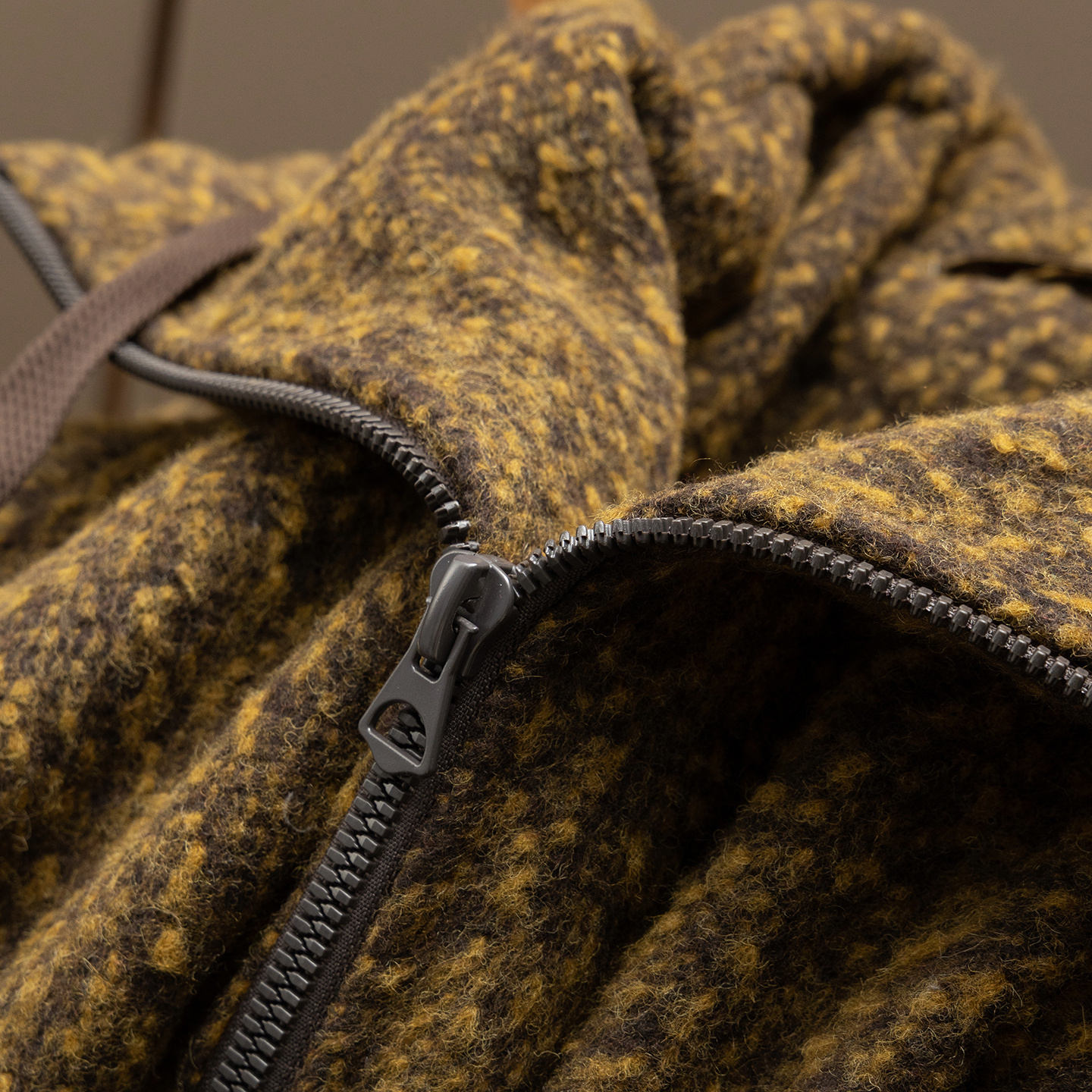 法柜花呢90白鹅绒羽绒服外套