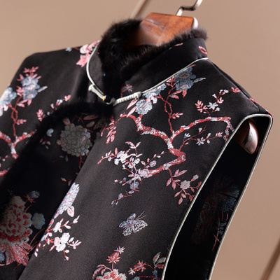 雅致新中式拼水貂毛桑蚕丝马甲