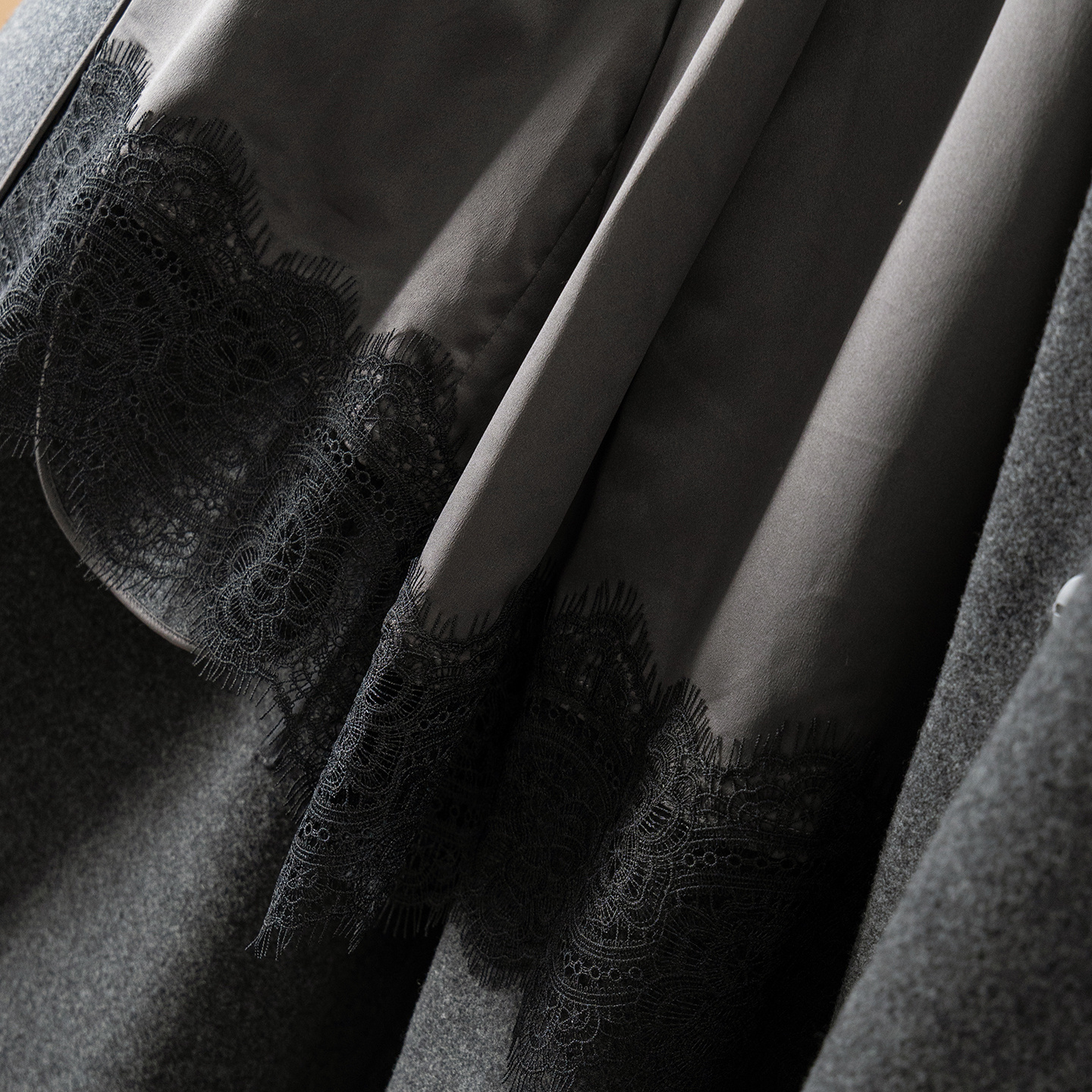 意D利轻奢山羊绒羊毛双面呢大衣