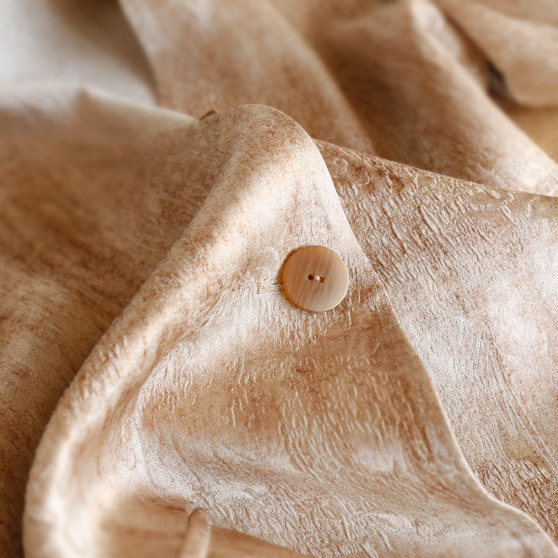 ￥669 秒！春天家 高阶通勤含真丝冠乐绉V领短袖西装外套女03B7