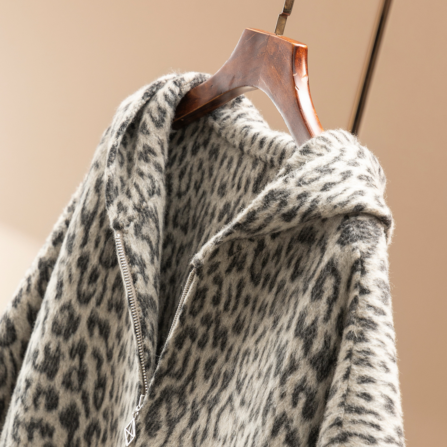 法G豹纹真丝羊毛毛呢连帽大衣