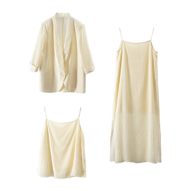 ￥999 秒！春天家  法G真丝外套+吊带背心+吊带裙+长裤女80C7