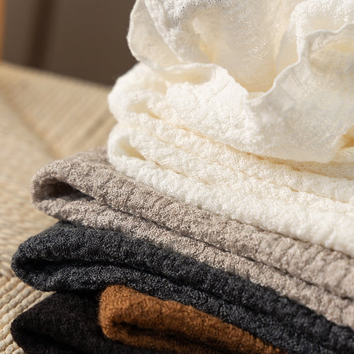 法G肌理感真丝羊毛半高领针织衫