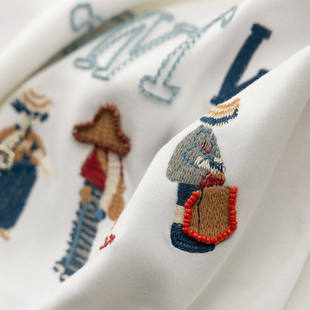 H春上7号 飞法G 甜俏小女孩 钉珠刺绣简约圆领短袖棉T恤女13G8 特