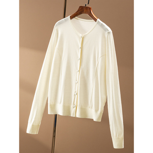 ¥289 春上7号 80支精纺美丽诺羊毛立体拼缝毛衣开衫 女94E2 秒