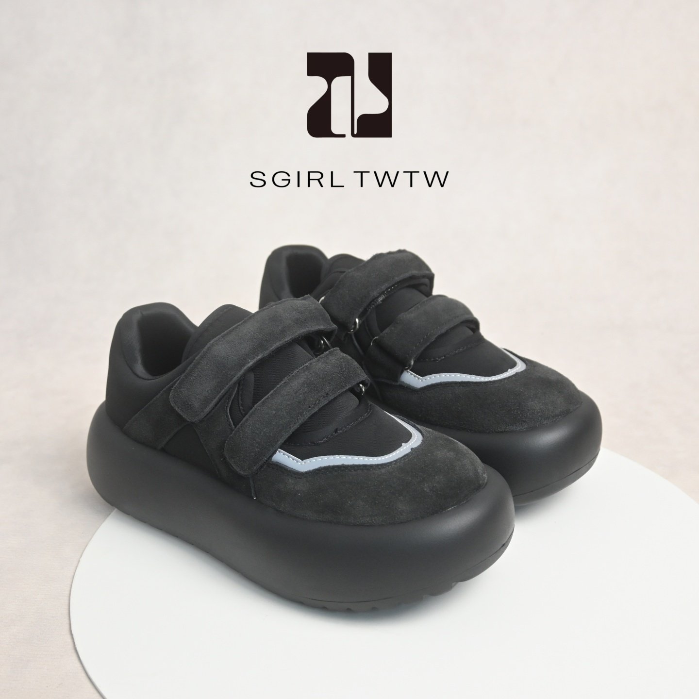 SGIRL TWTW复古魔术贴面包鞋2025新款百搭休闲户外增高大头鞋女潮,女鞋,时尚休闲鞋,淘宝优惠券,粉丝福利购,淘宝优惠卷