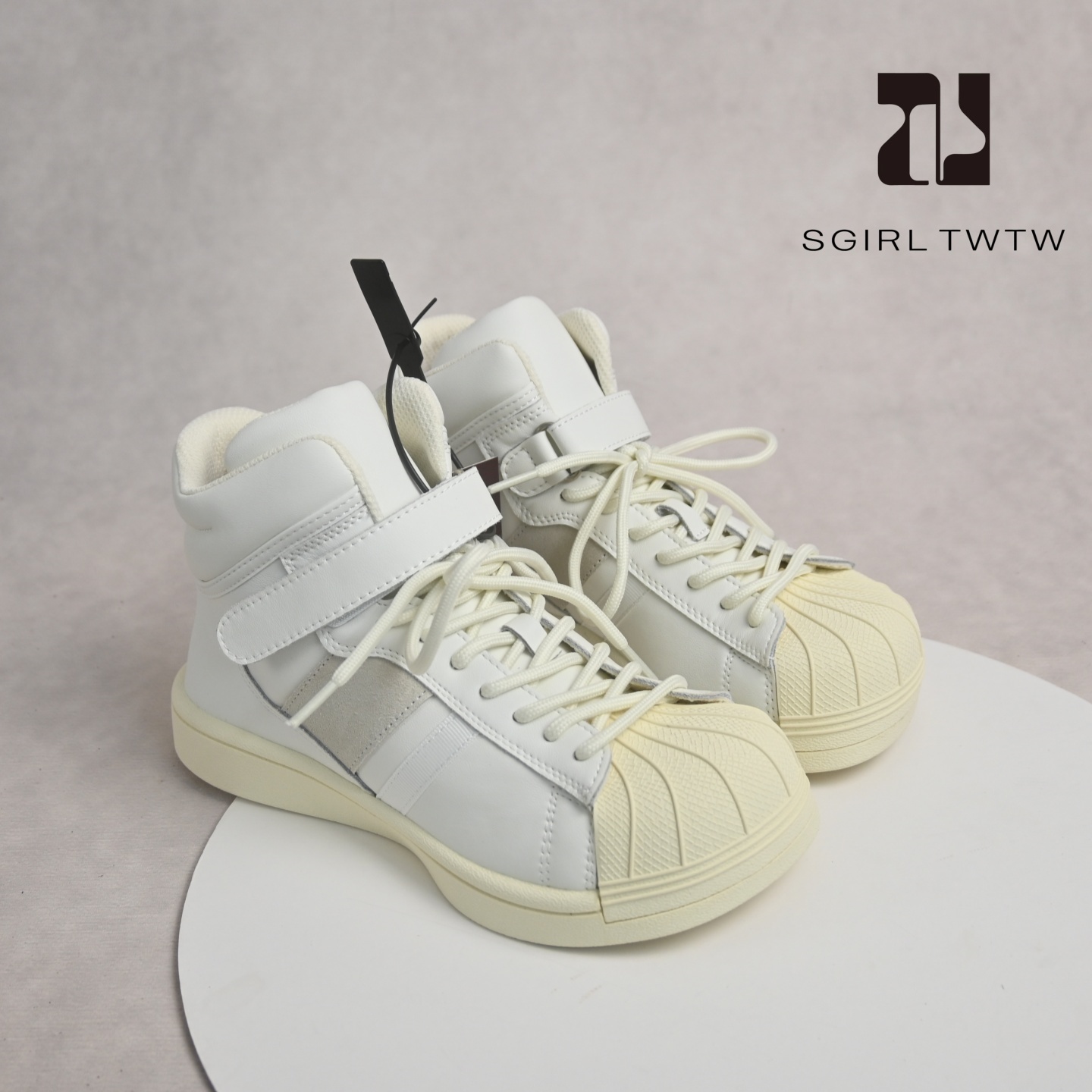 SGIRLTWTW复古高帮厚底小白鞋