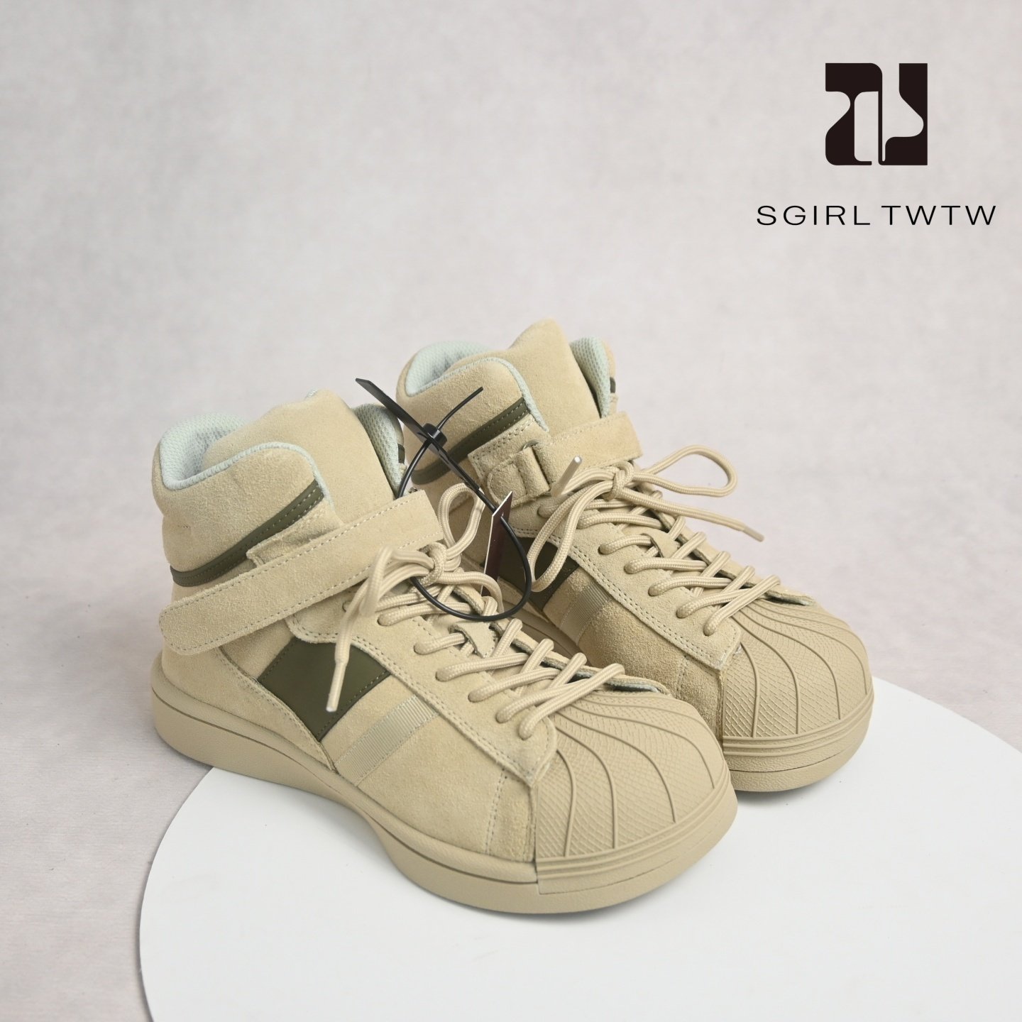 SGIRLTWTW复古高帮贝壳头板鞋