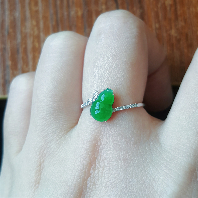 缅甸翡翠戒指冰种翡翠葫芦戒指