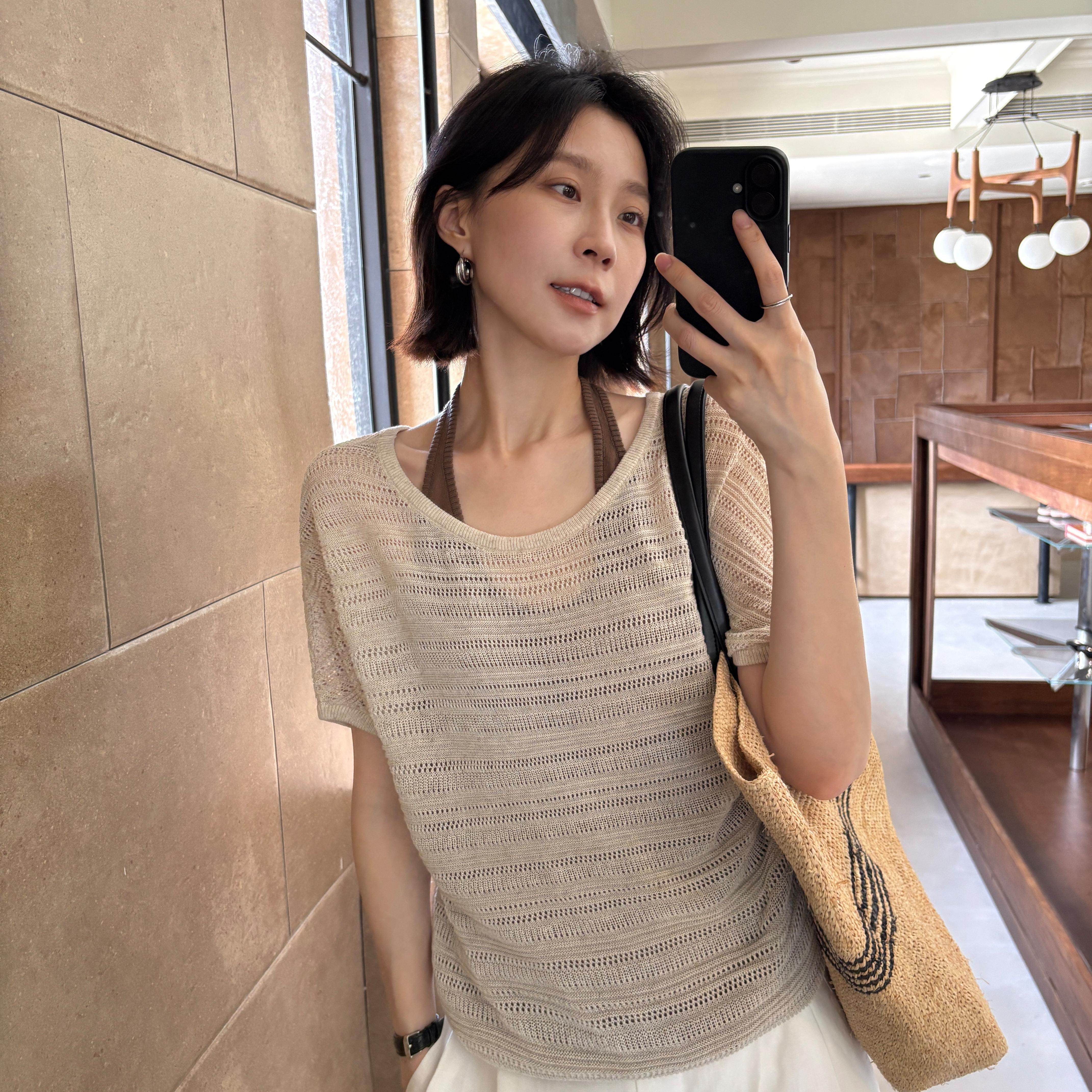 松弛感老钱风挂脖式假两件层次感镂空凉感冰丝针织衫套头短袖小衫