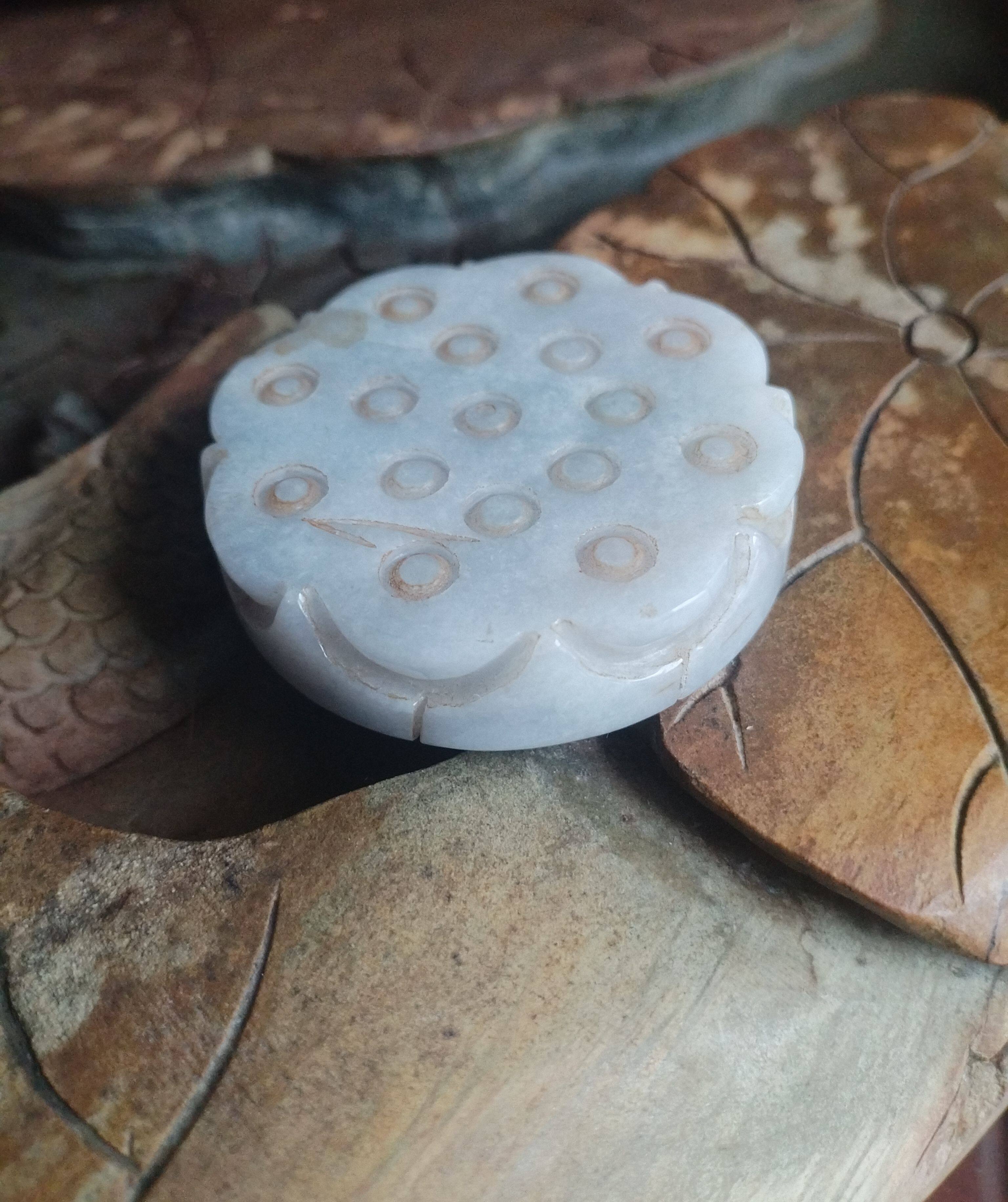 糯种翡翠莲蓬花型茶道香插玉摆件