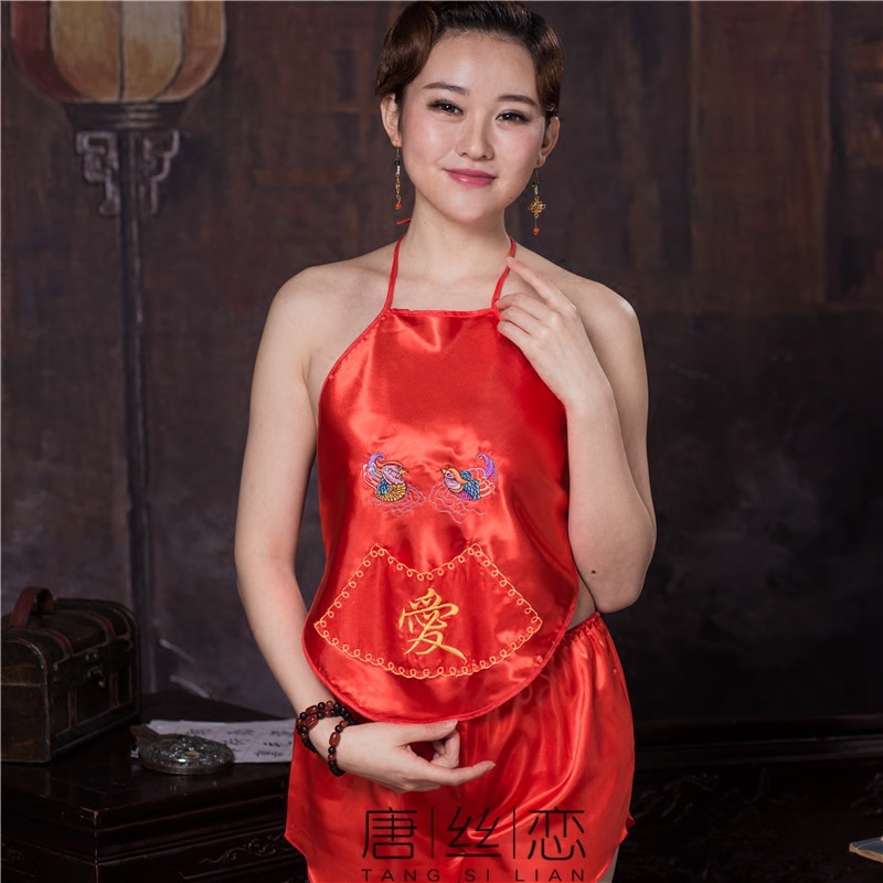 女士肚兜有口袋肚兜结婚礼物新娘古典民族中国风成人套装内衣睡衣在类目 女士内衣/男士内衣/家居服, 肚兜中 - 来自Buy2taobao.com提供专业的淘宝代购服务