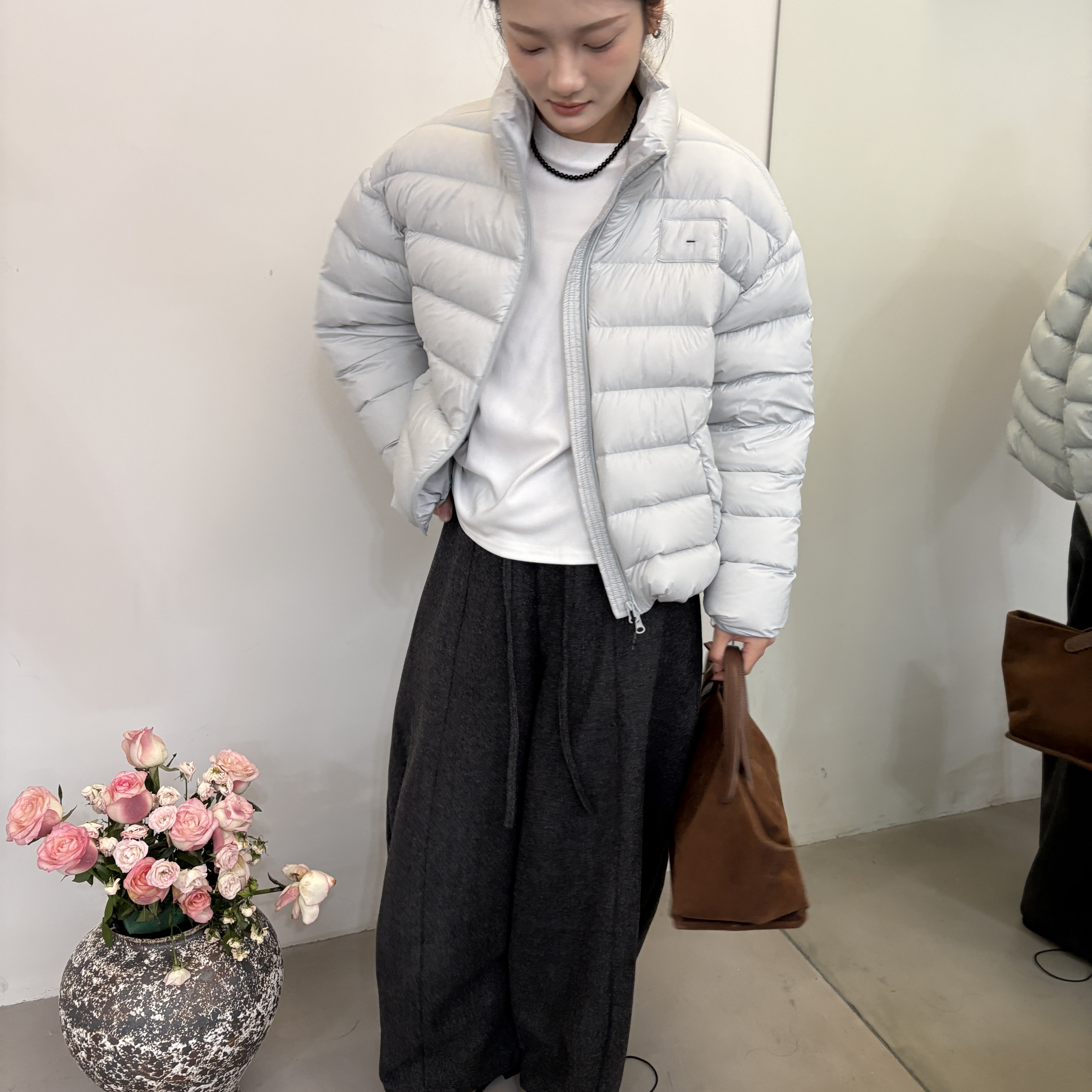 冬爆款6色排骨羽绒服女轻薄保暖