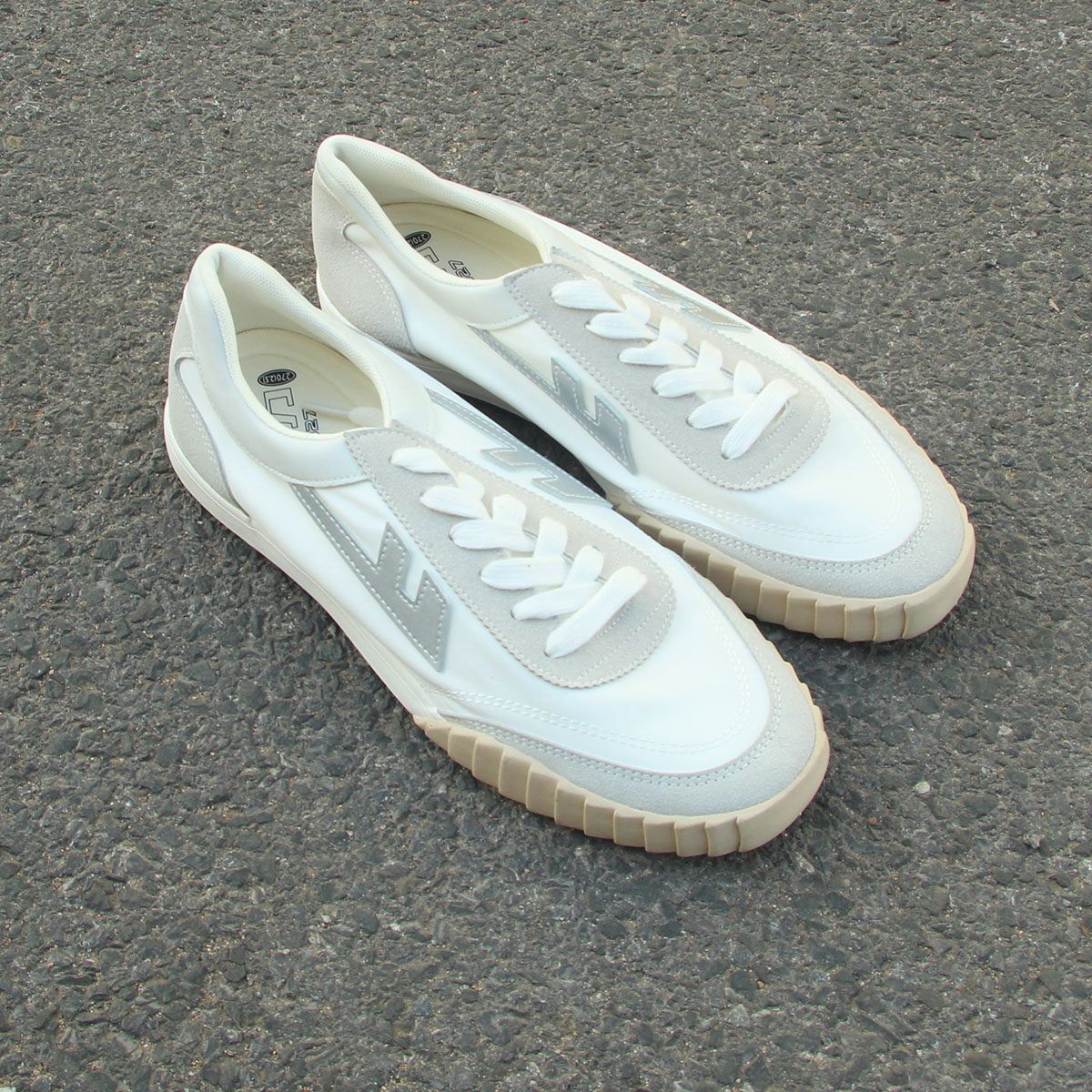 1.18孤品男士低帮系带反毛皮与绸布拼接平底休闲帆布男鞋,流行男鞋,帆布鞋,淘宝优惠券,粉丝福利购,淘宝优惠卷