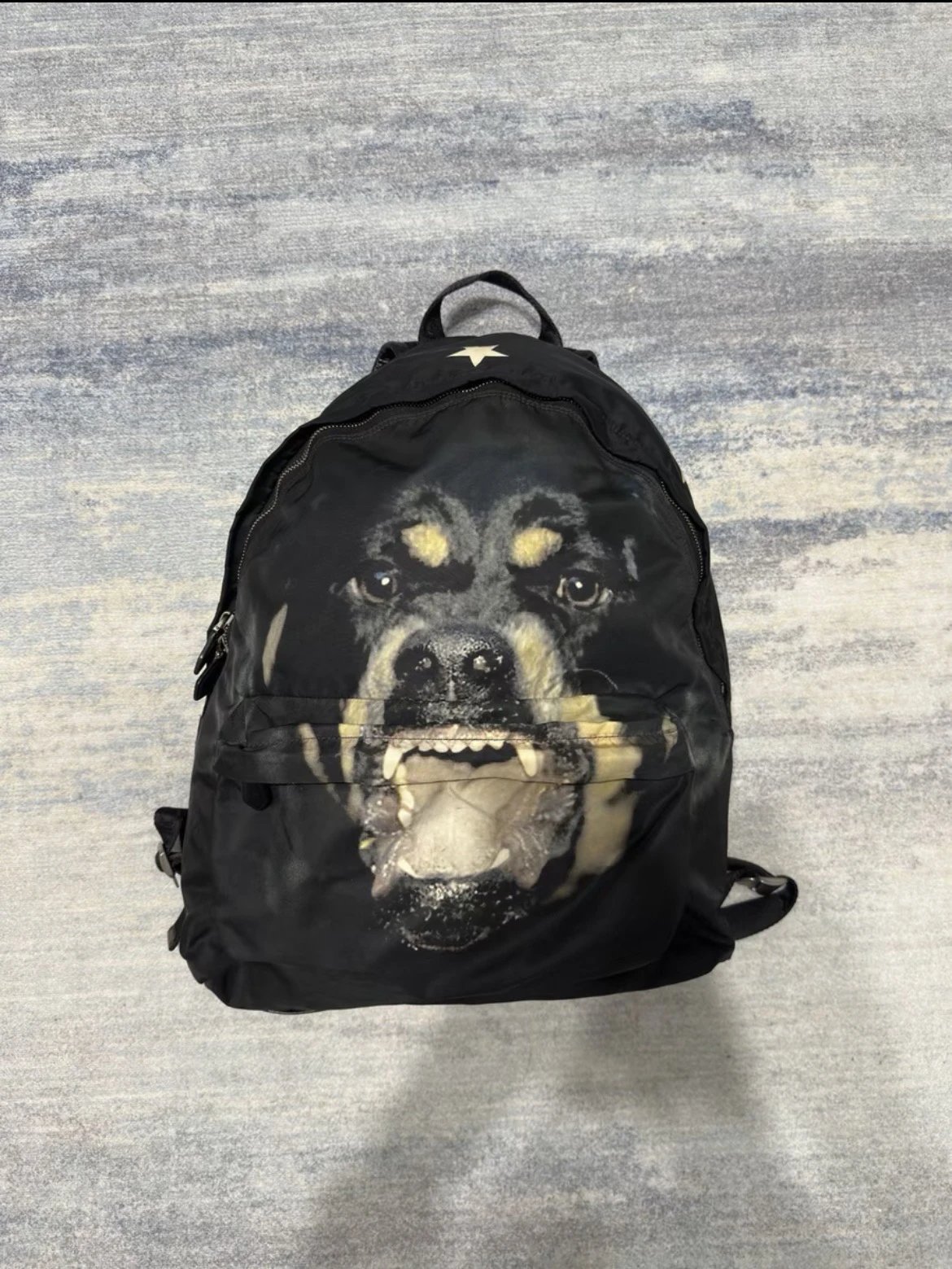 thumbnail for "The strongest exclusive" BDSS exclusive mold-making dog-head bag