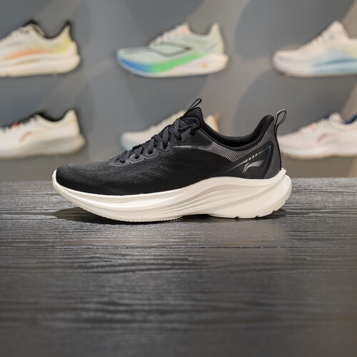 李宁男子跑鞋缓震透气