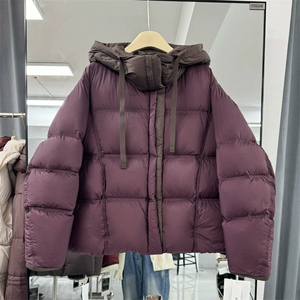 新款云朵泡芙90白鸭绒高品质韩系撞色时尚连帽羽绒服女加厚短外套
