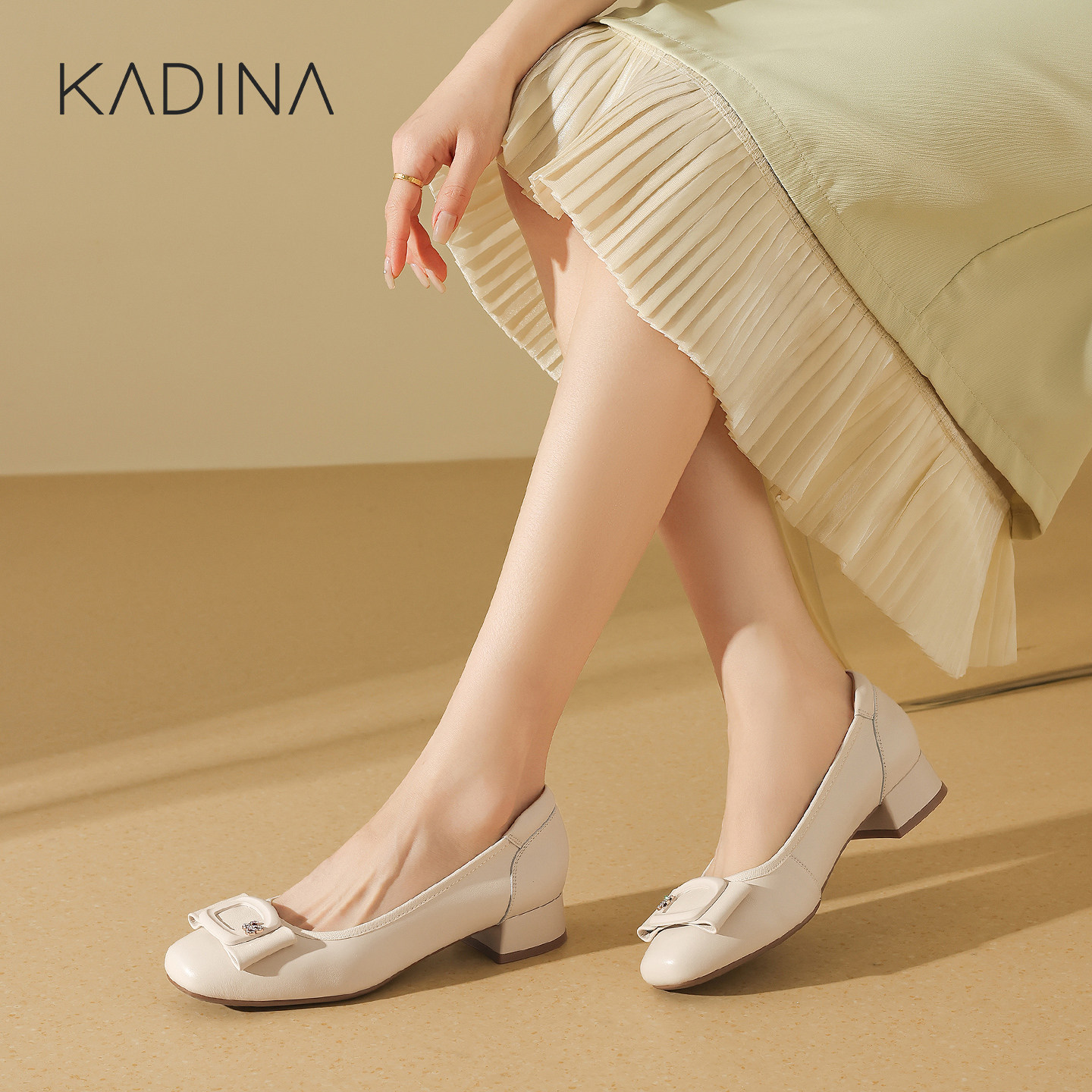 卡迪娜气质浅口单鞋女2026春季新款软面奶奶鞋日常百搭粗跟通勤鞋,女鞋,浅口单鞋,淘宝优惠券,粉丝福利购,淘宝优惠卷