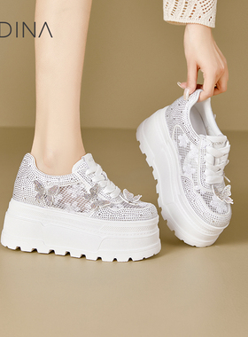 卡迪娜2025年夏季新款松糕厚底凉爽网面水钻蝴蝶小白鞋KCL257201
