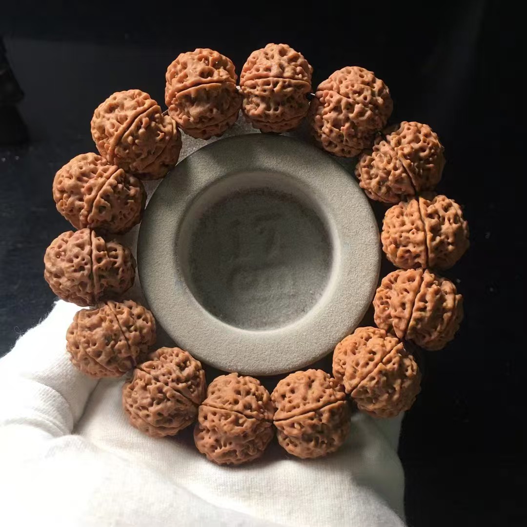 尼泊尔6瓣大金刚20mm蜂窝菩提