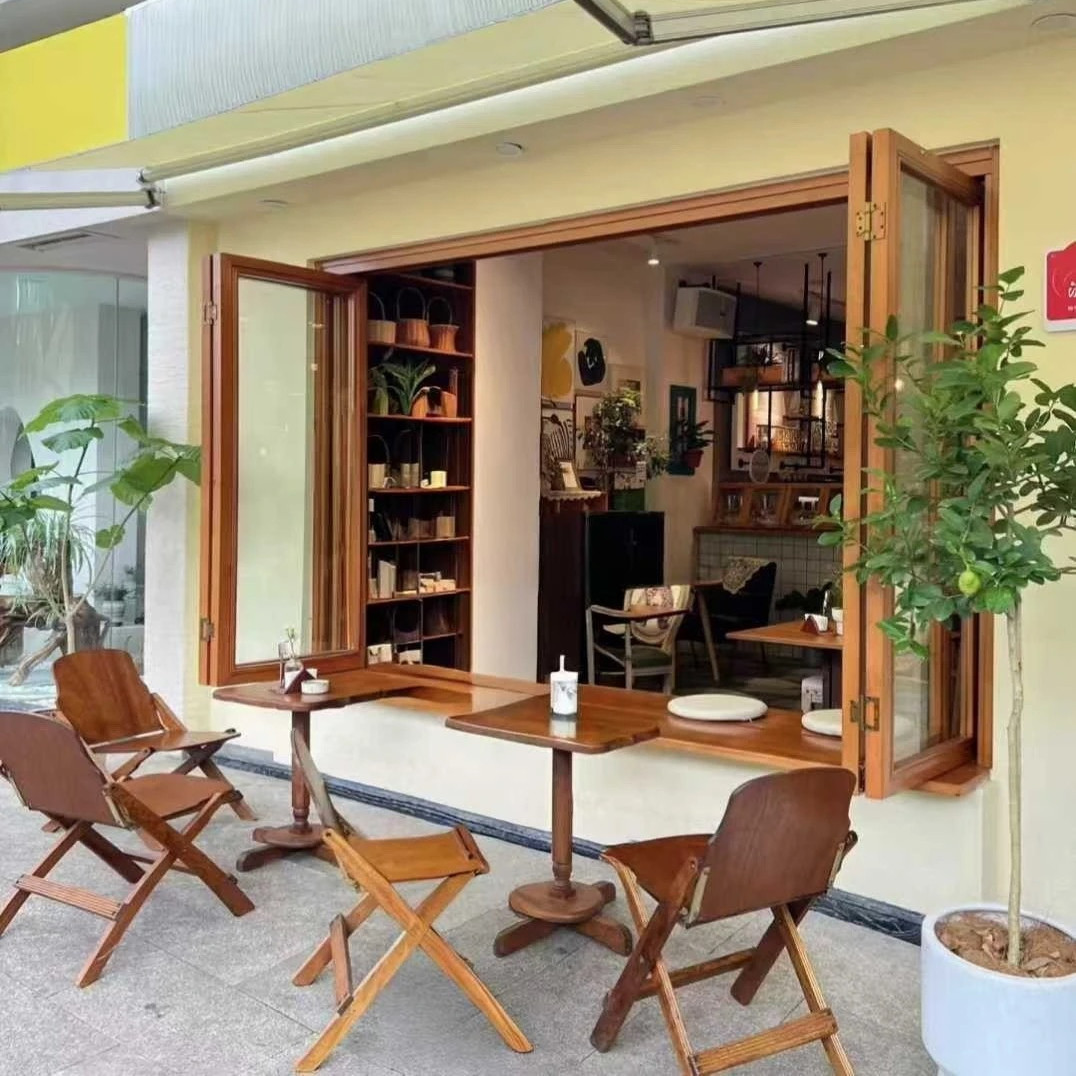 左右折叠木窗定制厂家直销