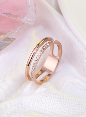 彩金镶钻戒指大气钛钢不掉色