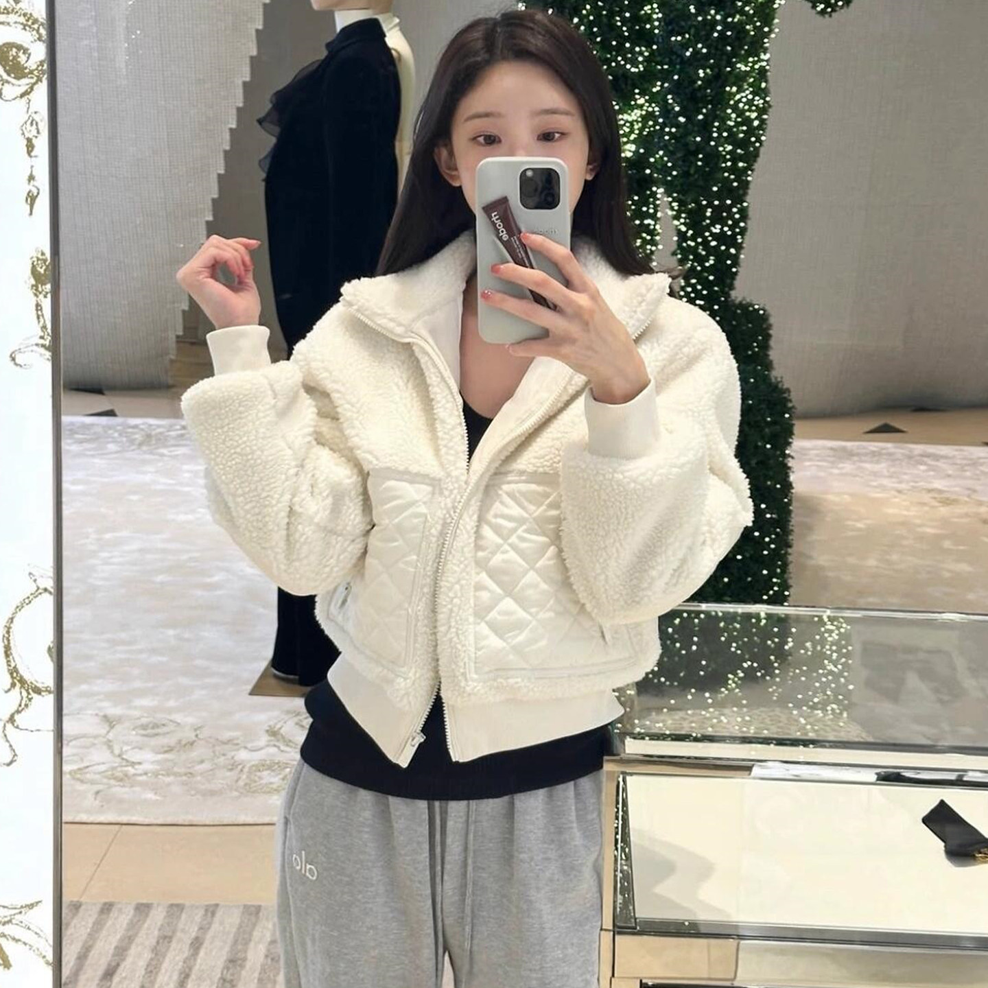 ALO  25秋冬金智秀同款 保暖羊羔毛仿皮草女气质菱格拼接夹棉外套,女装/女士精品,时尚抓绒衣,淘宝优惠券,粉丝福利购,淘宝优惠卷