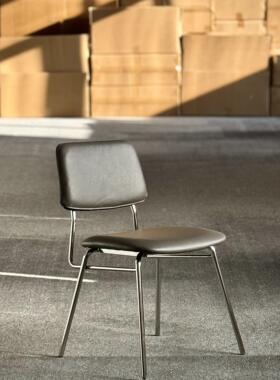 Classic Reborn北欧中古包豪斯不锈钢餐椅高脚皮椅意式靠背餐椅子