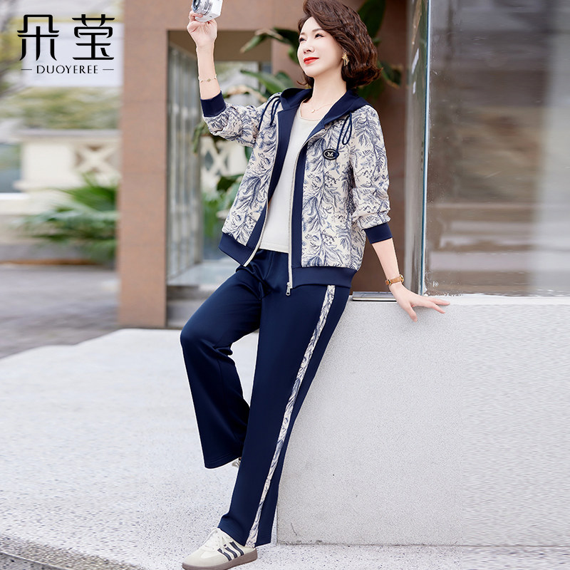新款妈妈春秋装运动套装中年女洋气连帽外套中老年休闲时尚两件套