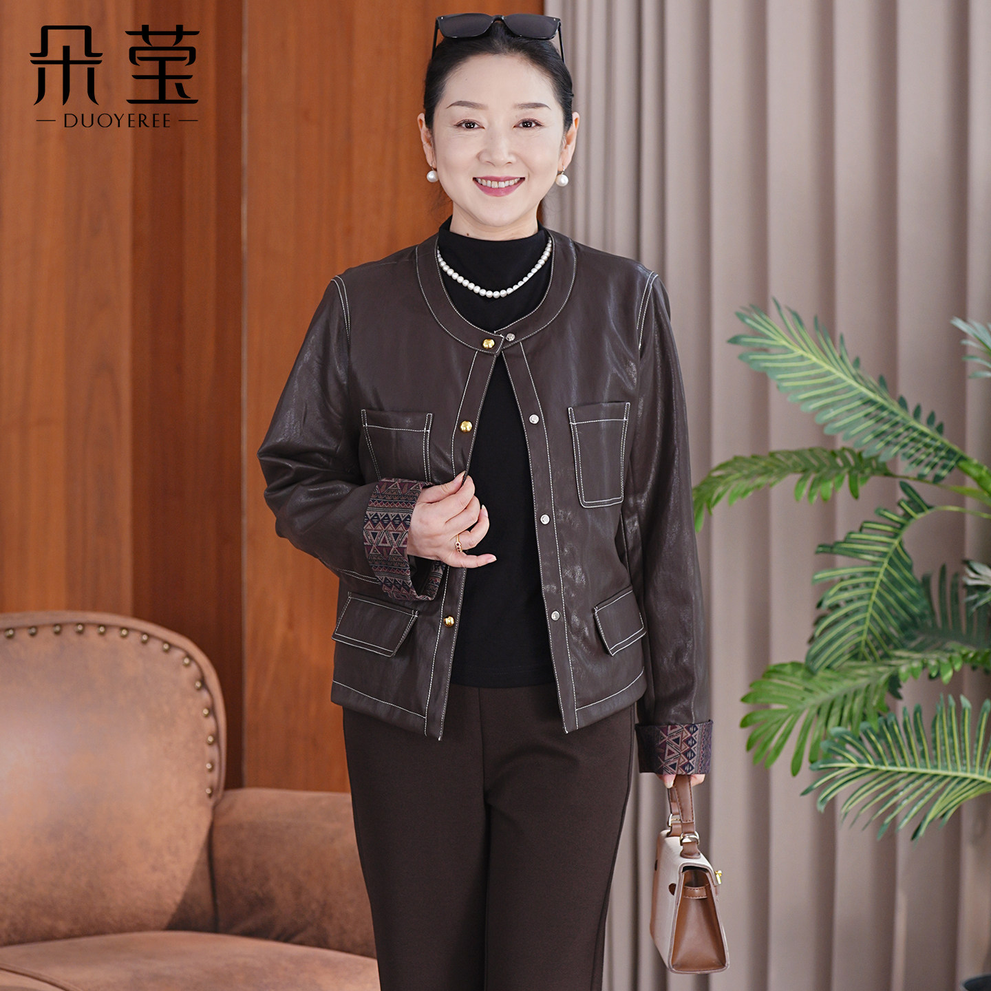 朵莹妈妈春秋装外套洋气短款皮衣