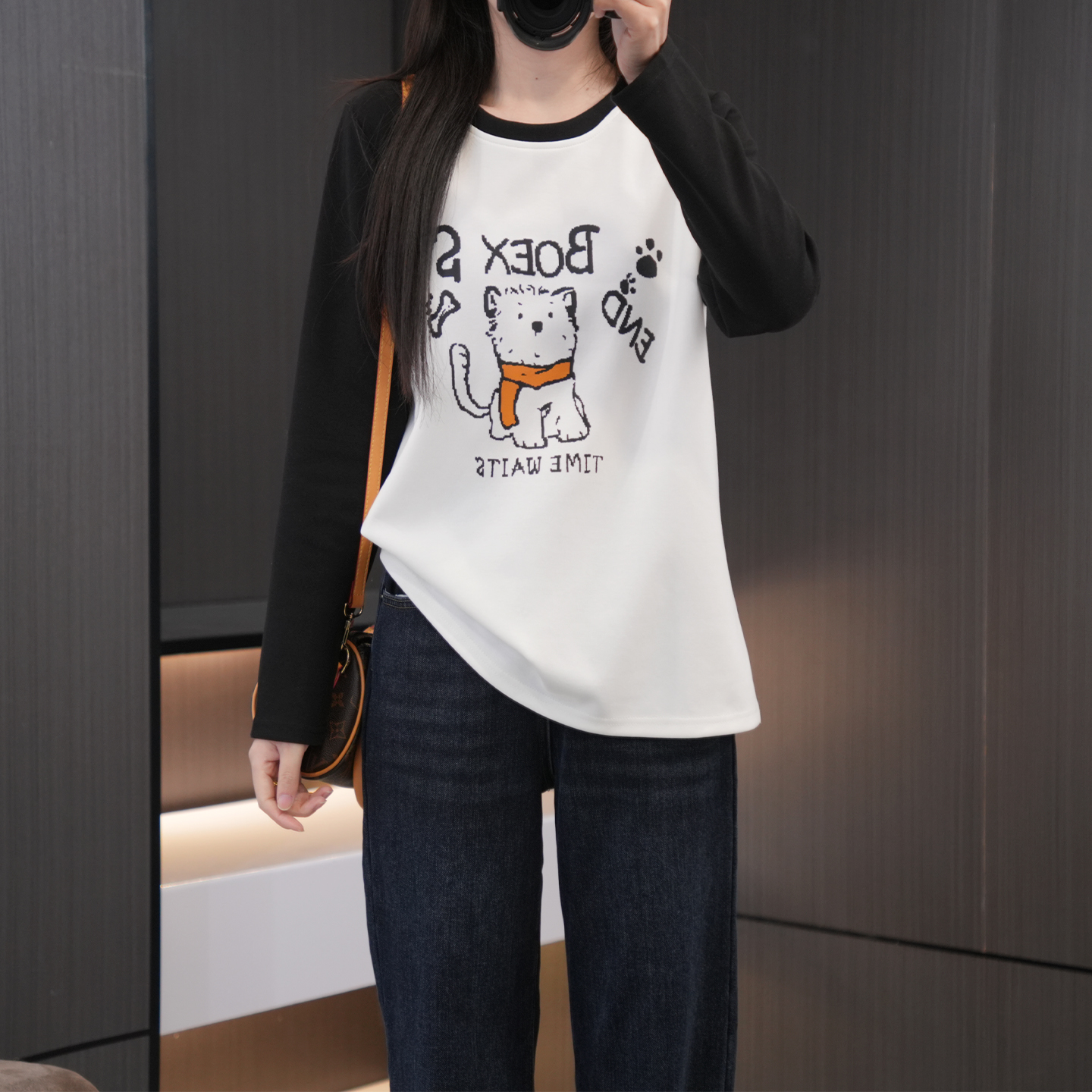 早春必入设计感撞色插肩袖打底衫