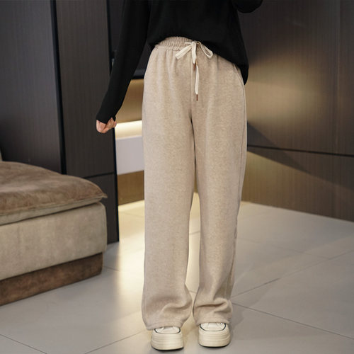 苹果型显瘦冬装糯米加绒直筒裤女