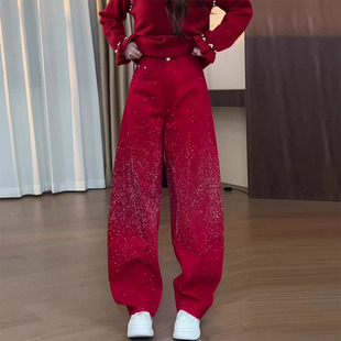 红色满天星爆闪带烫钻阔腿弯刀牛仔裤女2026新款高腰垂感拖地裤子