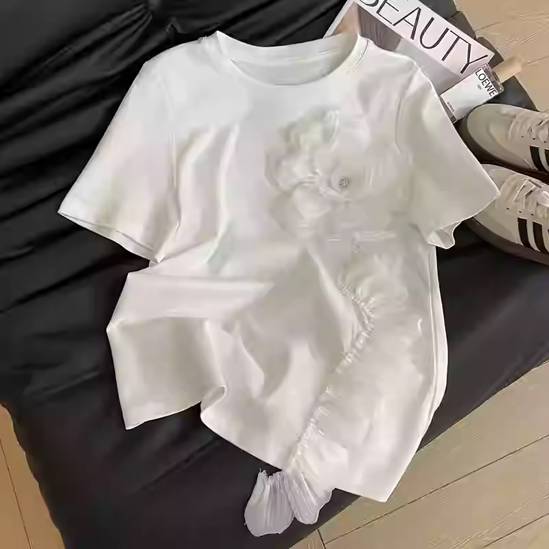 显瘦减龄荷叶边立体花朵别致上衣