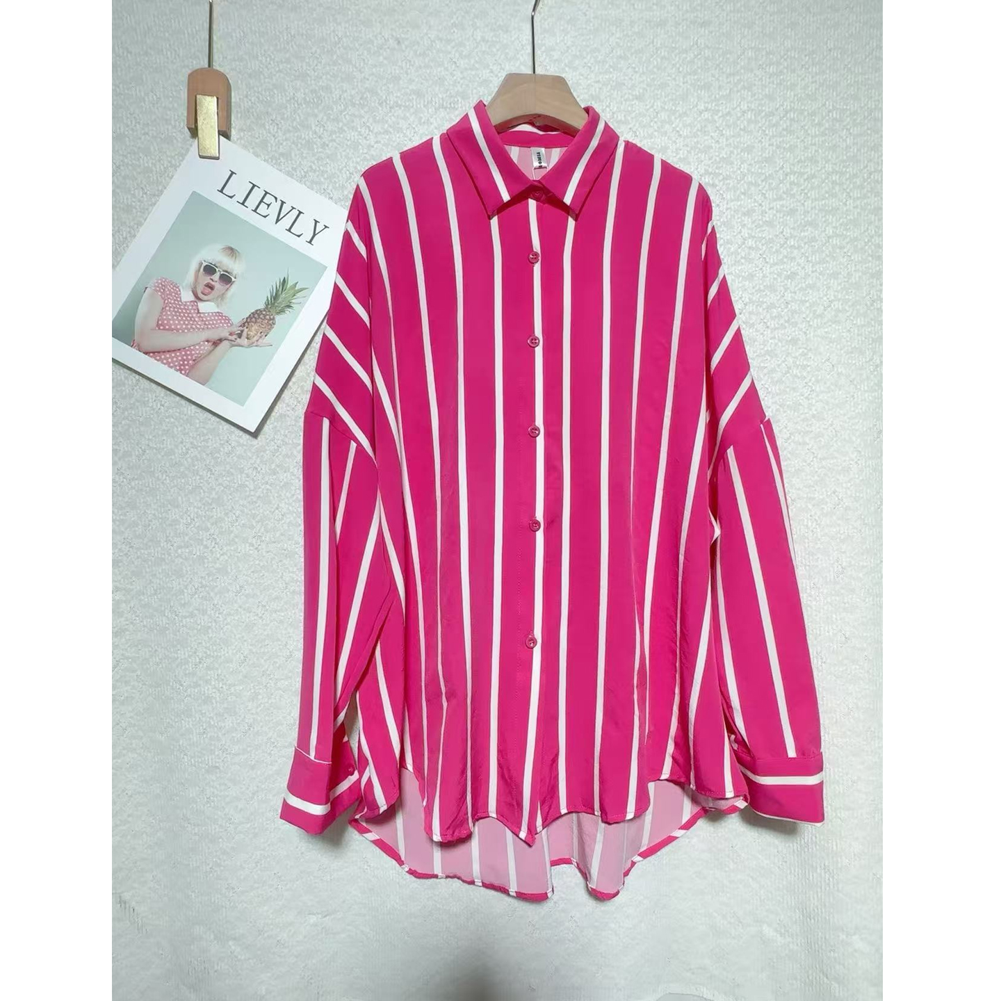 设计感小众玫红色条纹衬衫女2025