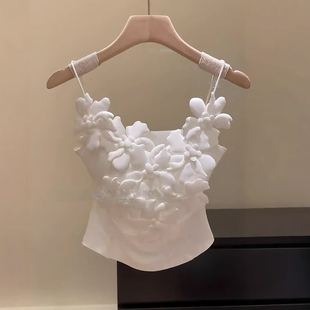 内搭上衣 外穿褶皱修身 温柔风立体花朵白色吊带背心女2026夏季 新款
